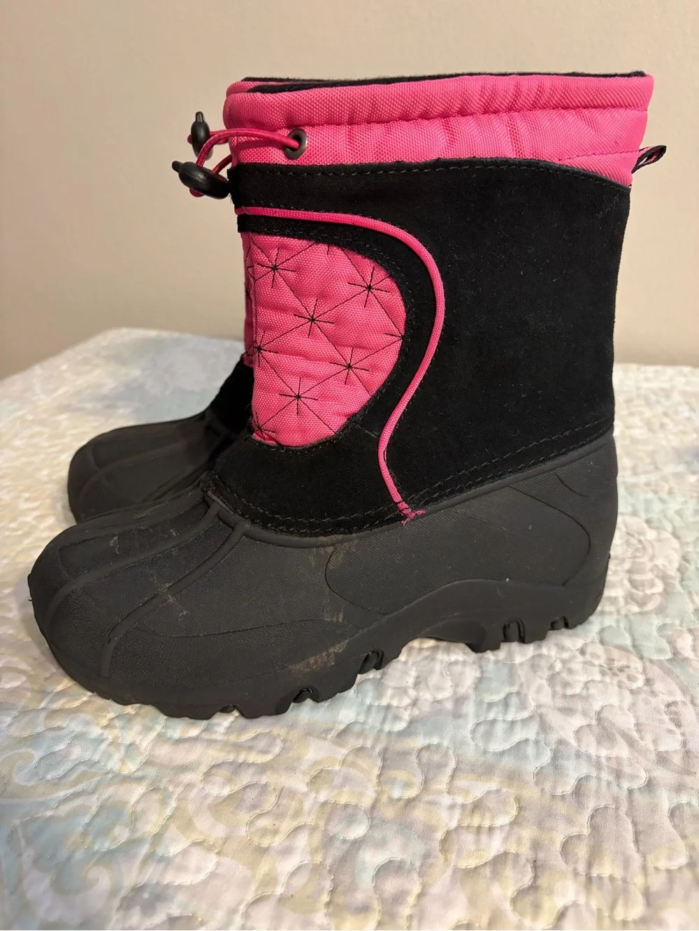 Sporto Pink and Black Winter Snow Boots